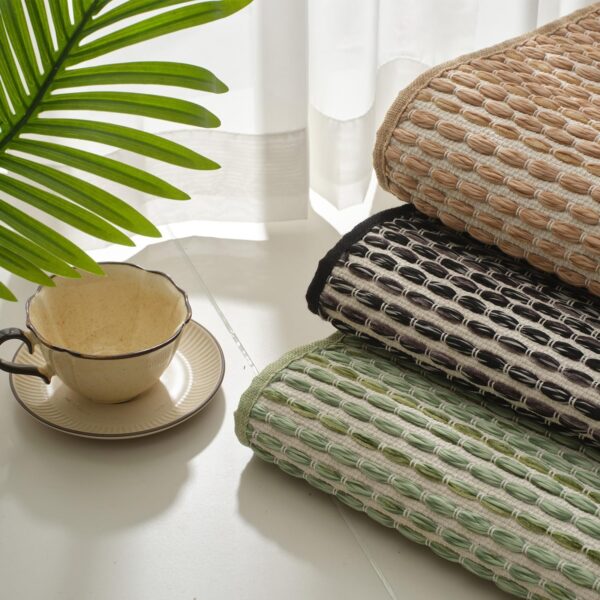 AMOAMI Unique Woven Bath Mat - Image 2